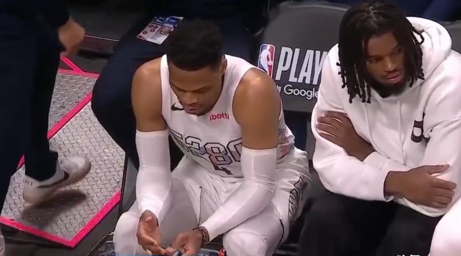 华体会-关于科维托娃在掘金比赛中反败为胜，刷新纪录引发热议！观众掌声雷动的信息